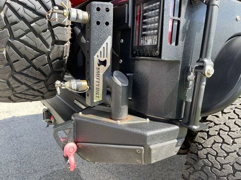 Used 2017 Jeep Wrangler Unlimited Rubicon image 49