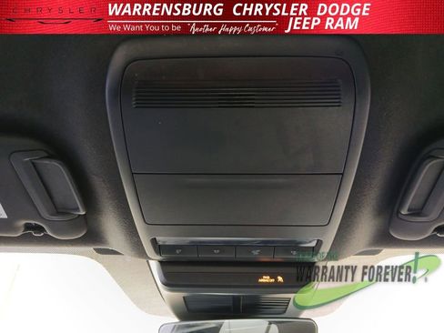 Used 2024 MAZDA MAZDA3 s image 29