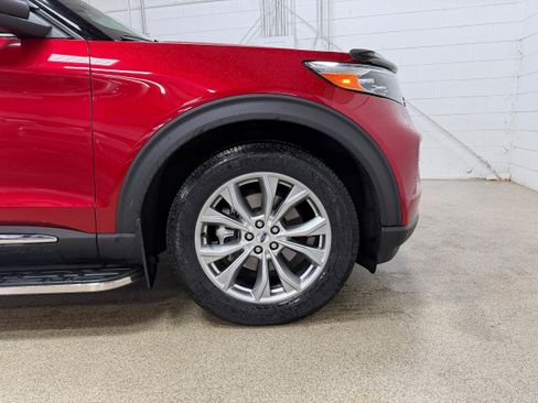 Used 2021 Ford Explorer XLT w/ Equipment Group 202A image 29