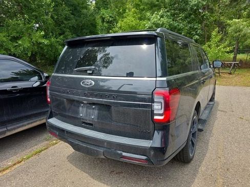 Used 2023 Ford Expedition Max Limited AWD/4WD image 4