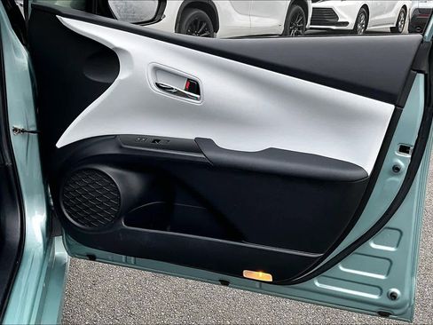 Used 2019 Toyota Prius Limited image 20