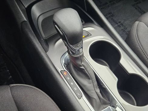 Used 2025 Chevrolet Malibu LS FWD image 18