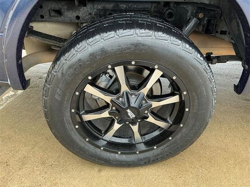 Used 2015 Ford F150 Lariat image 23