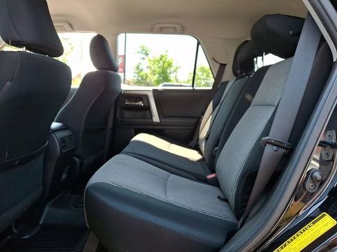 Used 2023 Toyota 4Runner SR5 AWD/4WD image 10
