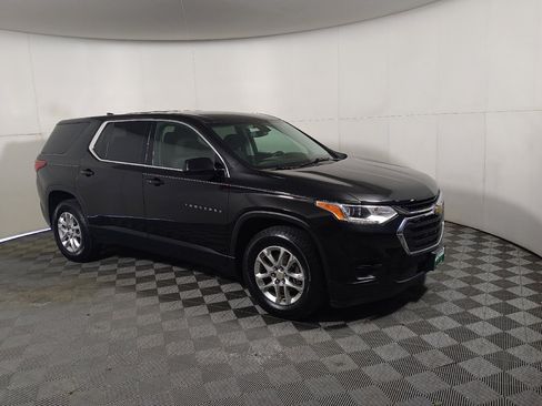 Used 2019 Chevrolet Traverse LS FWD image 11