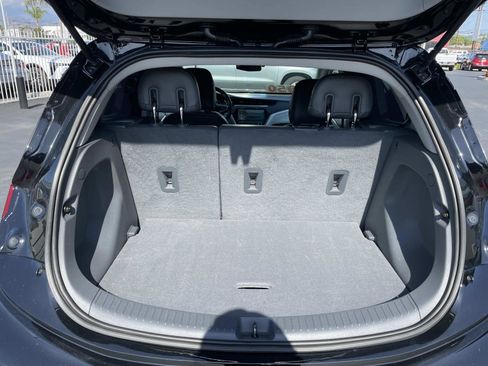 Used 2019 Chevrolet Bolt Premier w/ Infotainment Package image 25