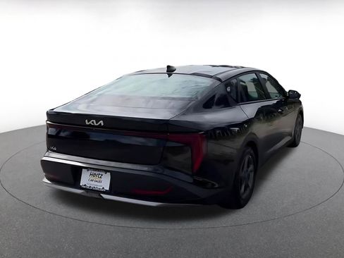 Used 2025 Kia K4 LXS image 11