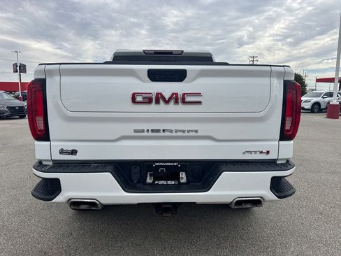 Used 2022 GMC Sierra 1500 AT4 w/ AT4 Preferred Package image 4