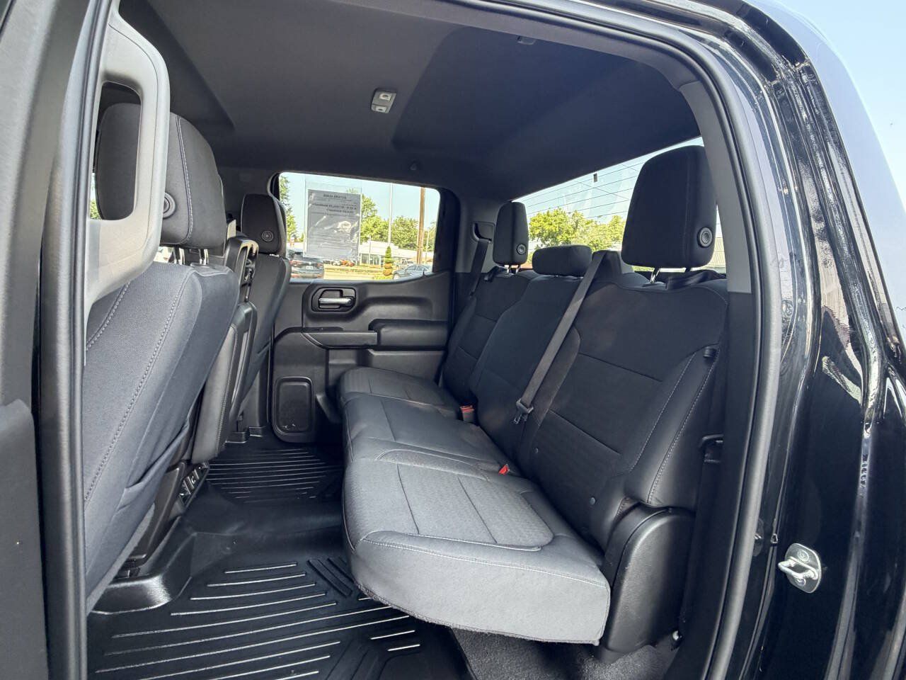 Used 2020 Chevrolet Silverado 1500 LT w/ Texas Edition RWD image 27