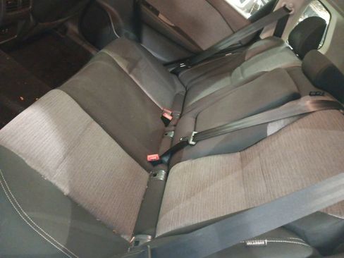 Used 2023 Nissan Rogue SV AWD/4WD image 4