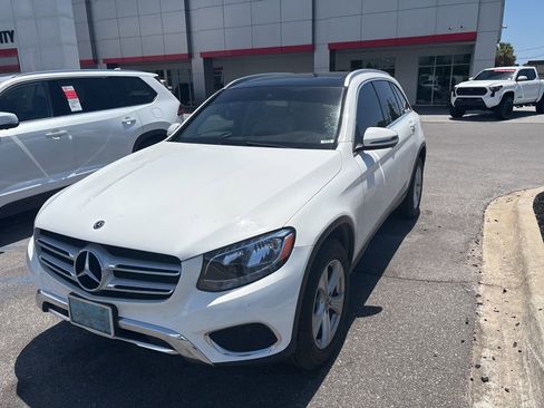 Used 2018 Mercedes-Benz GLC 300 image 8