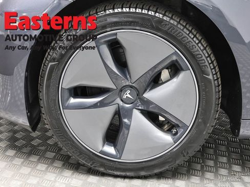 Used 2018 Tesla Model 3 Long Range image 29