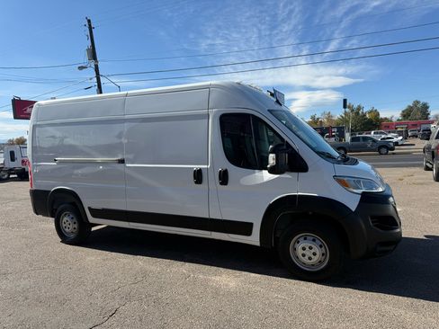 Used 2023 RAM ProMaster 2500 image 1