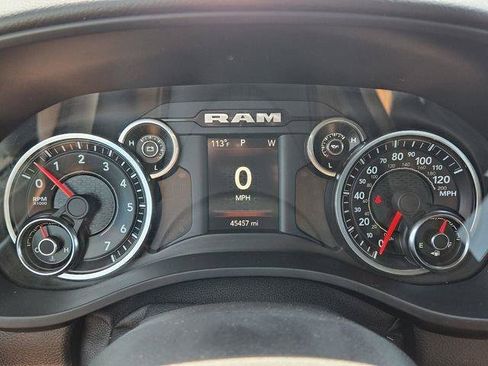 Used 2019 RAM 1500 Big Horn AWD/4WD image 35