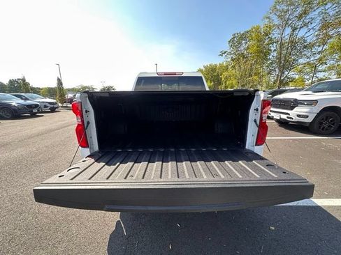 Used 2023 Chevrolet Silverado 1500 LTZ AWD/4WD image 16