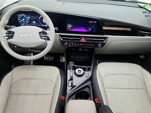 Used 2024 Kia Niro Wave w/ Wave Preserve Package FWD image 49