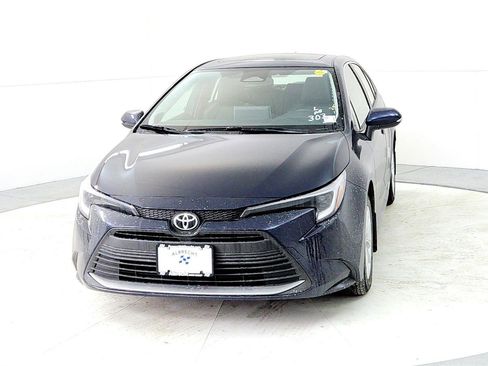 New 2026 Toyota Corolla XLE image 2