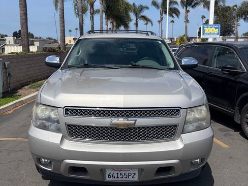 Used 2008 Chevrolet Avalanche LTZ w/ LTZ Preferred Equipment Group RWD image 12