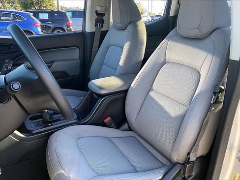 Used 2019 GMC Canyon 2WD Crew Cab w/ Convenience Package image 18