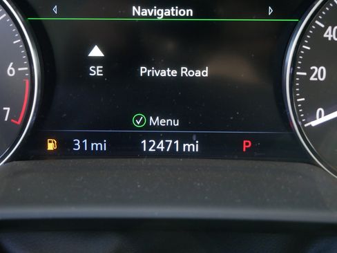 Used 2023 Buick Envision Avenir image 39