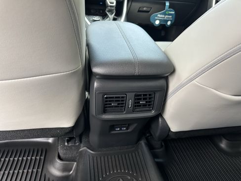 Used 2022 Toyota RAV4 Limited w/ Limited Grade Weather Package AWD/4WD image 17