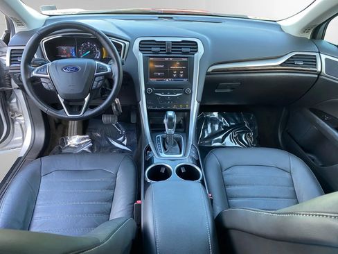 Used 2013 Ford Fusion Energi SE FWD image 33