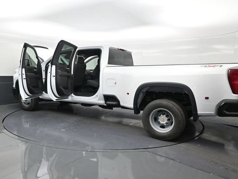 Used 2026 Chevrolet Silverado 3500 W/T AWD/4WD image 30