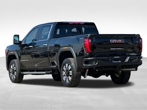New 2026 GMC Sierra 2500 Denali w/ Denali Reserve Package image 3