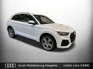 Used 2025 Audi Q5 2.0T Premium w/ Convenience Plus Package 360° Tour