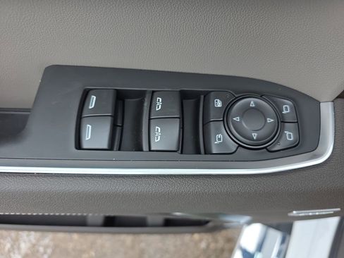 New 2026 GMC Sierra 1500 SLT w/ SLT Premium Package image 27