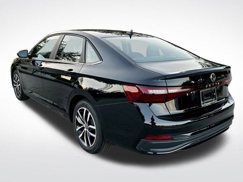 New 2026 Volkswagen Jetta SE image 4