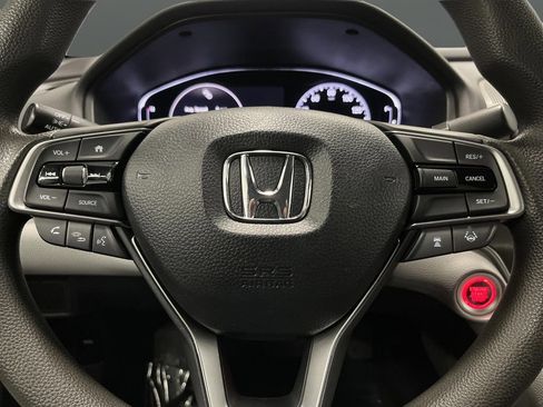 Used 2019 Honda Accord LX image 14