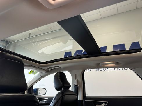 Used 2023 Ford Edge SEL w/ Convenience Package AWD/4WD image 16