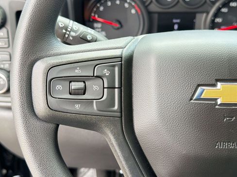 Used 2026 Chevrolet Silverado 1500 Custom AWD/4WD image 17