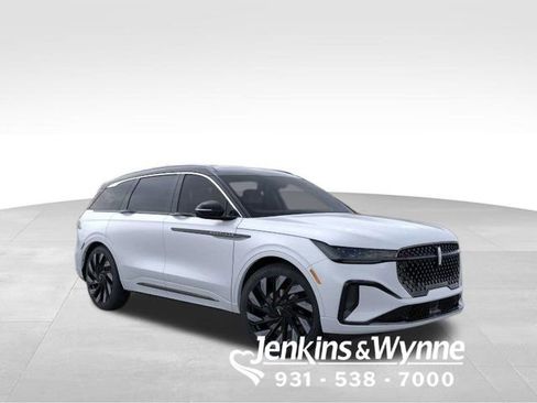 New 2026 Lincoln Nautilus Black Label w/ Jet Appearance Package image 7