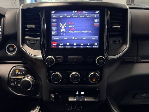 Used 2020 RAM 1500 Big Horn AWD/4WD image 15