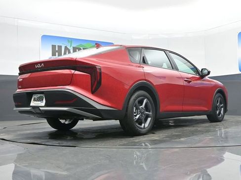Used 2025 Kia K4 LXS image 20