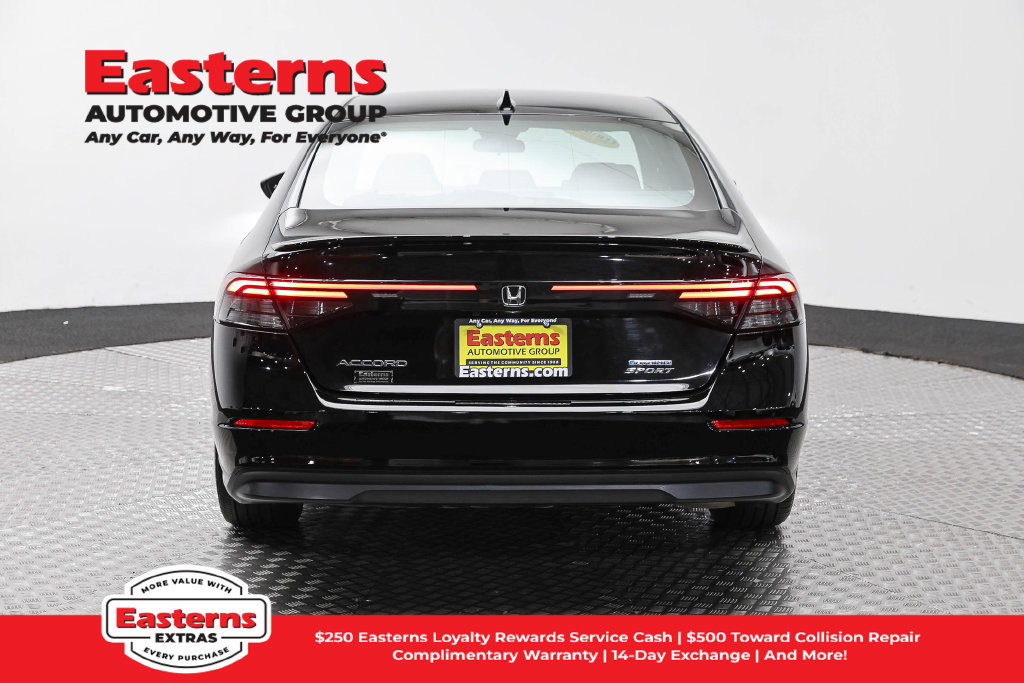 Used 2024 Honda Accord Sport image 7