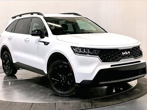 Certified 2022 Kia Sorento S image 1