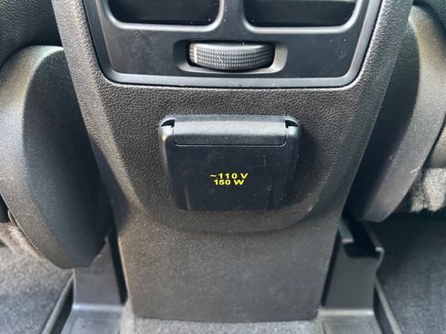 Used 2014 Ford Escape Titanium AWD/4WD image 32