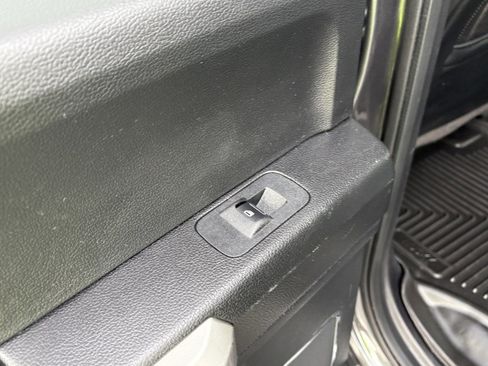 Used 2017 Ford F350 Lariat w/ Chrome Package image 32