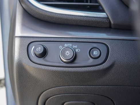 Used 2017 Buick Encore Essence image 16