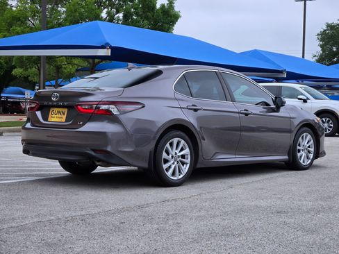 Used 2023 Toyota Camry LE FWD image 3