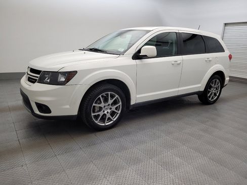 Used 2019 Dodge Journey GT FWD image 2