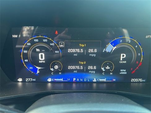 Used 2024 Chevrolet Colorado LT w/ LT Convenience Package image 16