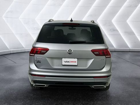 Used 2021 Volkswagen Tiguan SE R-Line image 5