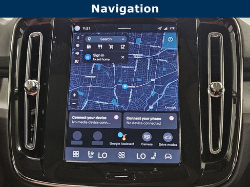 New 2026 Volvo XC40 B5 Plus w/ Protection Package Premier image 22