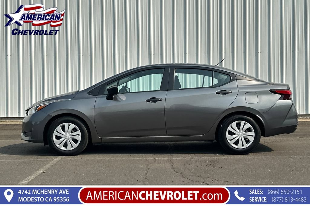 Used 2024 Nissan Versa S FWD image 7