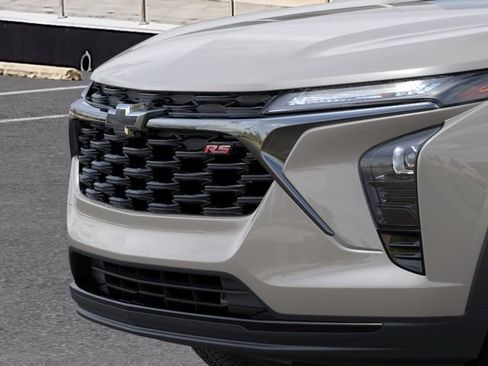 New 2026 Chevrolet Trax RS w/ Sunroof Package FWD image 13