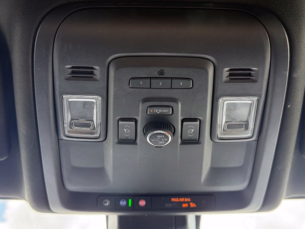 Used 2021 GMC Yukon Denali AWD/4WD image 31
